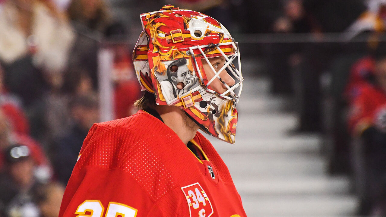 CALGARY, CANADA - MARCH 2: Jacob Markstrom #25 of the Calgary Flames in action against the Pittsburgh Penguins during an NHL game at Scotiabank Saddledome on March 2, 2024 in Calgary, Alberta, Canada. The Flames defeated the Penguins 4-3.