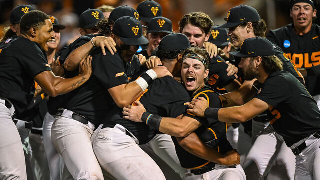 KNOXVILLE, TN - JUNE 09: Tennessee Volunteers celebrate winning the NCAA Men's Baseball Super Regional game between the Tennessee Volunteers and the Evansville Aces on June 9, 2024, at Lindsey Nelson Stadium in Knoxville, TN.