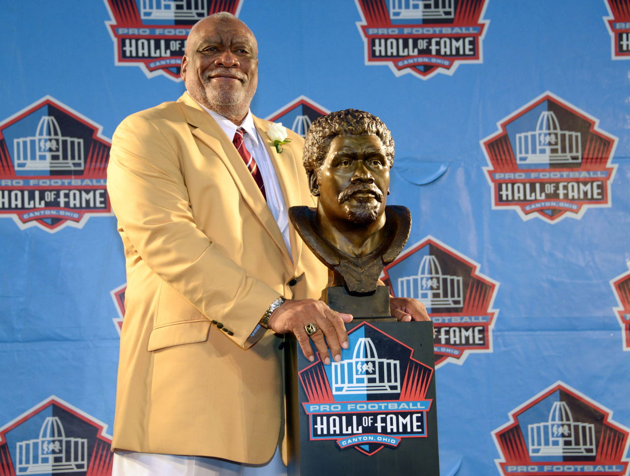 Claude Humphrey, now 70, makes Pro Football Hall of Fame