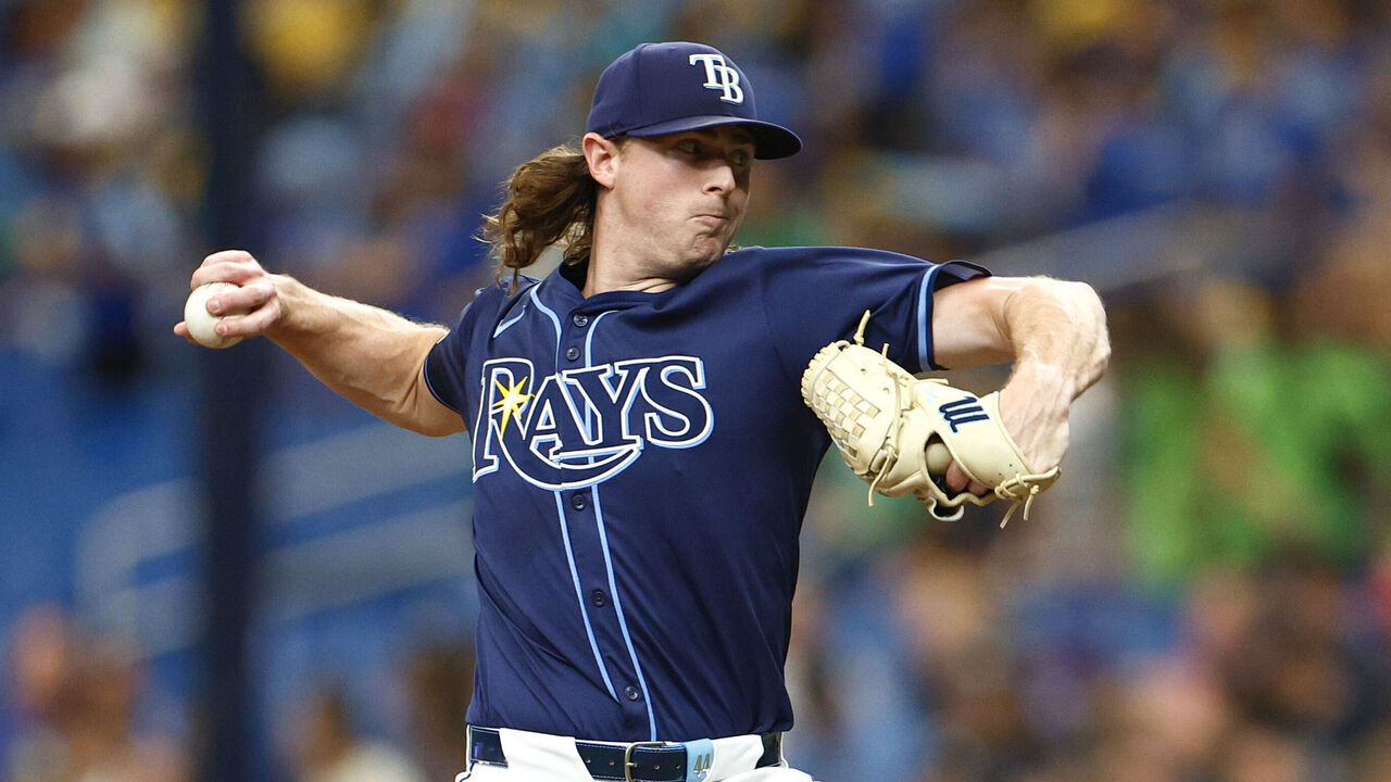 ST PETERSBURG, FLORIDA - JUNE 26: Ryan Pepiot #44 of the Tampa Bay Rays throws a pitch during the first inning against the Seattle Mariners at Tropicana Field on June 26, 2024 in St Petersburg, Florida.