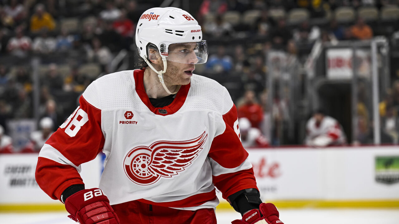 PITTSBURGH, PA - APRIL 11: Detroit Red Wings right wing Patrick Kane (88) looks on during the second period in the NHL game between the Pittsburgh Penguins and the Detroit Red Wings on April 11, 2024, at PPG Paints Arena in Pittsburgh, PA.