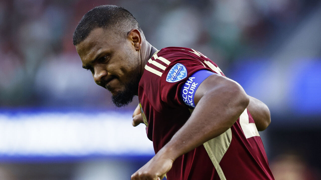 INGLEWOOD, CALIFORNIA - JUNE 26: Salomon Rondon of Venezuela celebrates after scoring the team's first goal during the CONMEBOL Copa America 2024 Group B match between Venezuela and Mexico at SoFi Stadium on June 26, 2024 in Inglewood, California.
