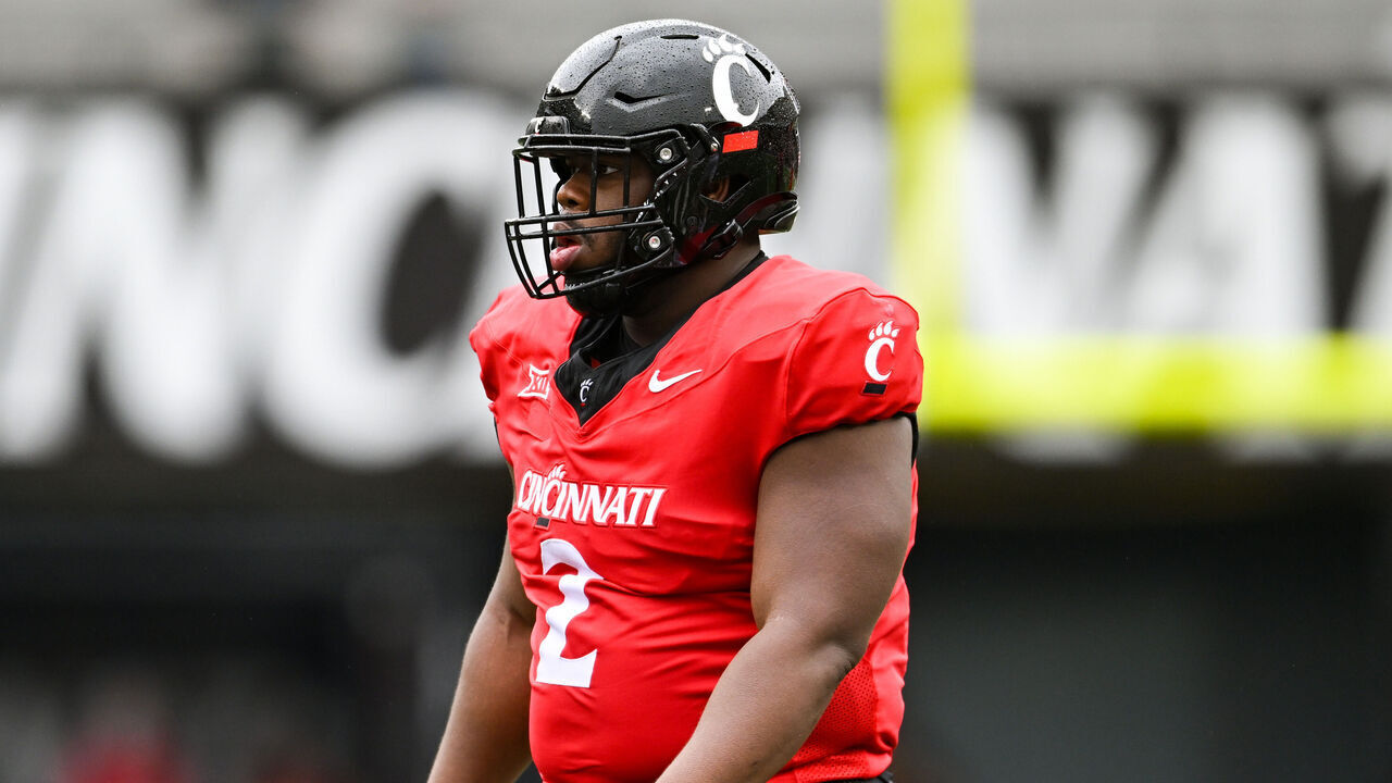 CINCINNATI, OH - OCTOBER 14: Cincinnati DL Dontay Corleone (2) during a college football game between the Iowa State Cyclones and Cincinnati Bearcats on October 14, 2023 at Nippert Stadium in Cincinnati, OH.