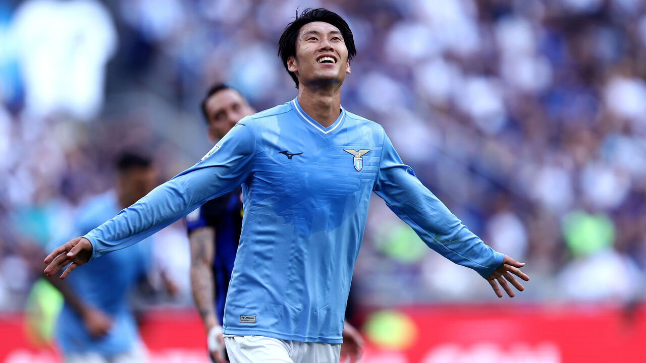 STADIO GIUSEPPE MEAZZA, MILAN, ITALY - 2024/05/19: Daichi Kamada of Ss Lazio celebrates after scoring a goal during the Serie A football match between Fc Internazionale and Ss Lazio. The match ends in a tie 1-1.