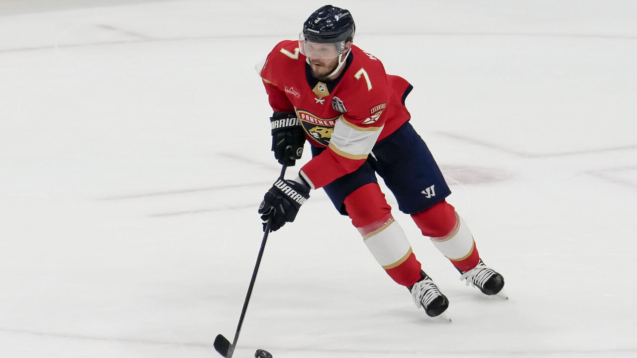 SUNRISE, FL - JUNE 10: Florida Panthers defenseman Dmitry Kulikov (7) looks to make a pass during the NHL Stanley Cup Finals, Game 2 between the Florida Panthers and Edmonton Oilers on June 10th, 2024 at Amerant Bank Arena in Sunrise, FL.
