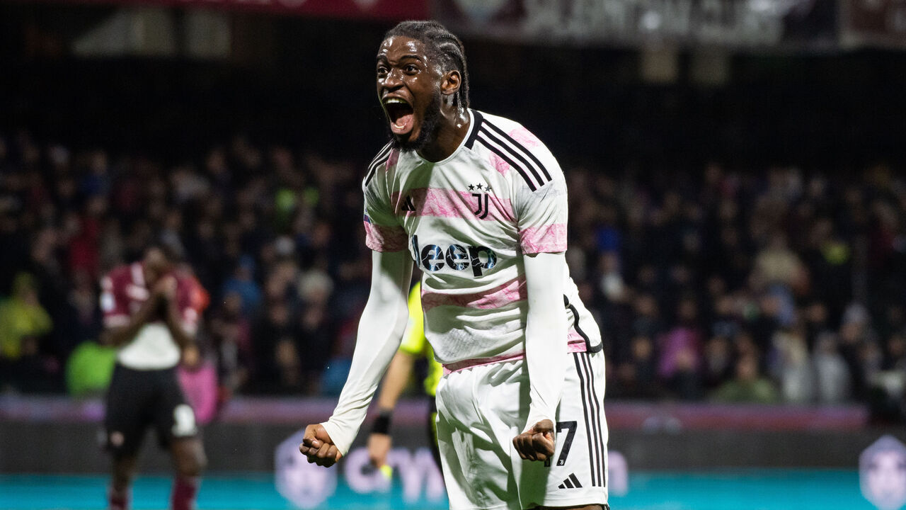 SALERNO, ITALY - JANUARY 07: Samuel Iling-Junior of Juventus FC celebrates after scoring a goal to make it 1-1 during the Serie A TIM match between US Salernitana and Juventus at Stadio Are Samuel Iling-Juniorchi on January 07, 2024 in Salerno, Italy.