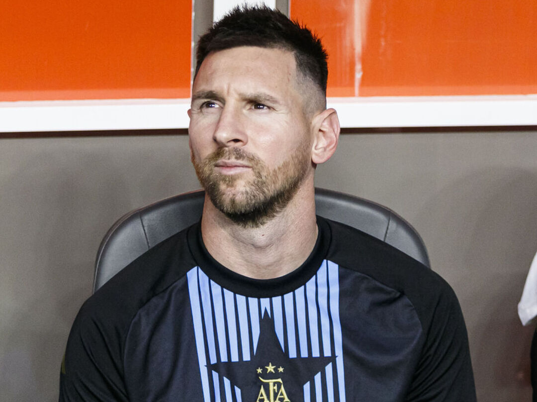 Messi overcomes injury to start Copa America quarterfinal