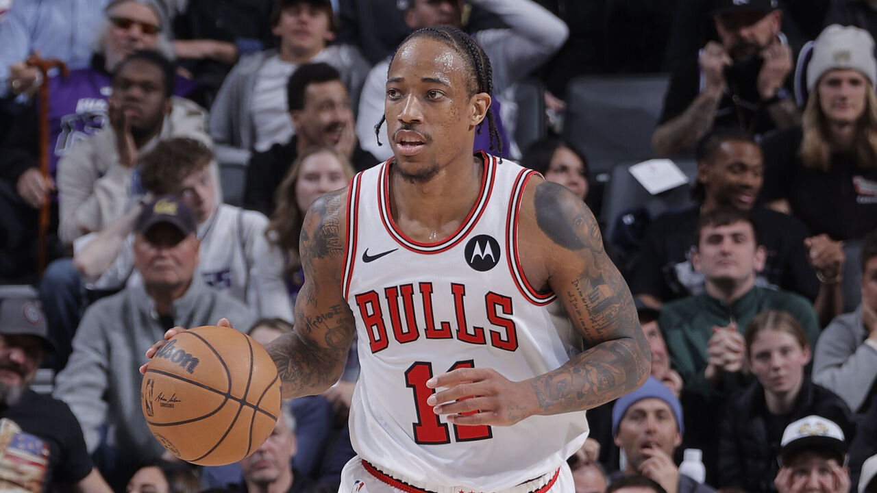 SACRAMENTO, CA - MARCH 4: DeMar DeRozan #11 of the Chicago Bulls handles the ball during the game against the Sacramento Kings on March 4, 2024 at Golden 1 Center in Sacramento, California. Mandatory Copyright Notice: Copyright 2024 NBAE