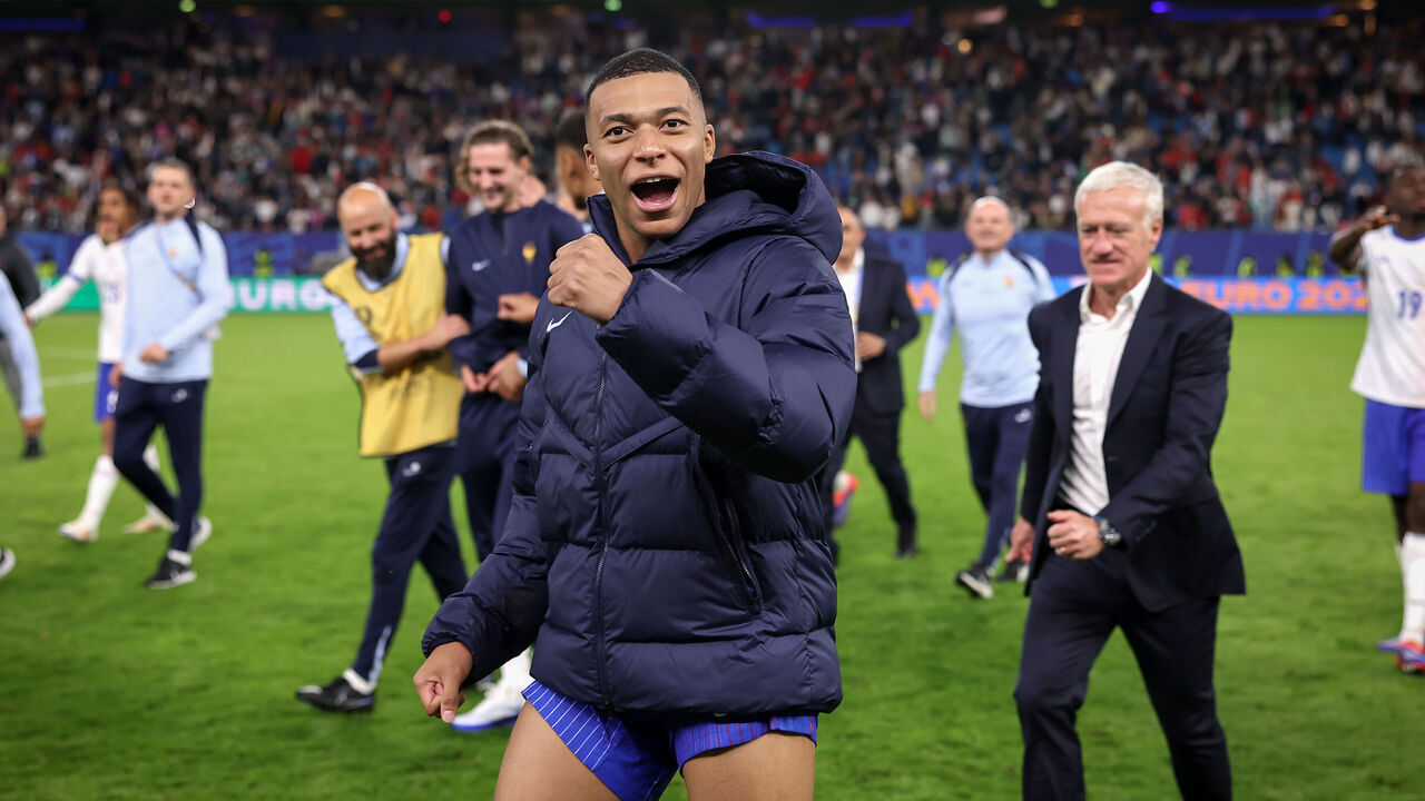 HAMBURG, GERMANY - JULY 05: Kylian Mbappe of France celebrates victory during the UEFA EURO 2024 quarter-final match between Portugal and France at Volksparkstadion on July 05, 2024 in Hamburg, Germany.