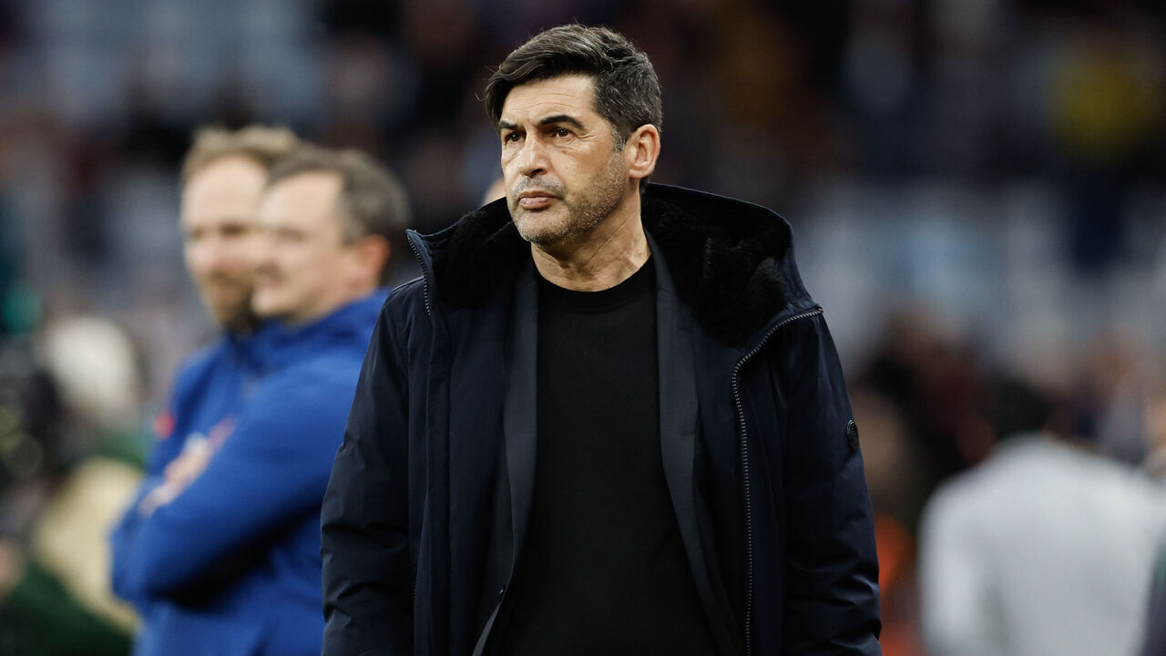 BIRMINGHAM, ENGLAND - APRIL 11: Paulo Fonseca the head coach / manager of Lille OSC during the UEFA Europa Conference League 2023/24 Quarter-final first leg match between Aston Villa and Lille OSC at Villa Park on April 11, 2024 in Birmingham, England.