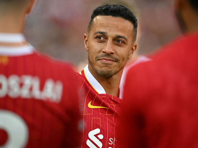 Spanish star Thiago retires at 33 after series of injuries | theScore.com