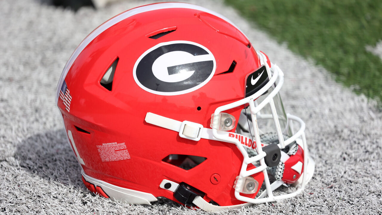 MOBILE, AL - FEBRUARY 01: A general view of a Georgia Bulldogs helmet during the American team practice for the Reese's Senior Bowl on February 1, 2024 at Hancock Whitney Stadium in Mobile, Alabama.