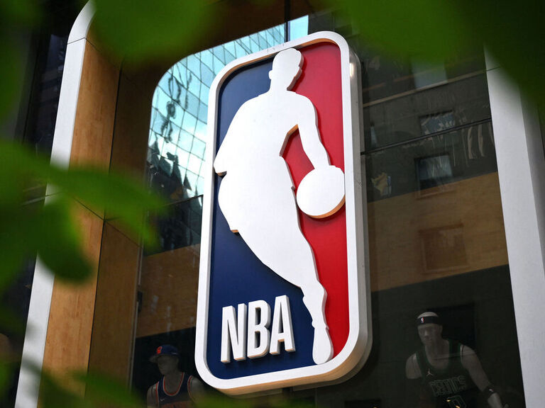 Report: NBA agrees to terms on 11-year, B media rights deal