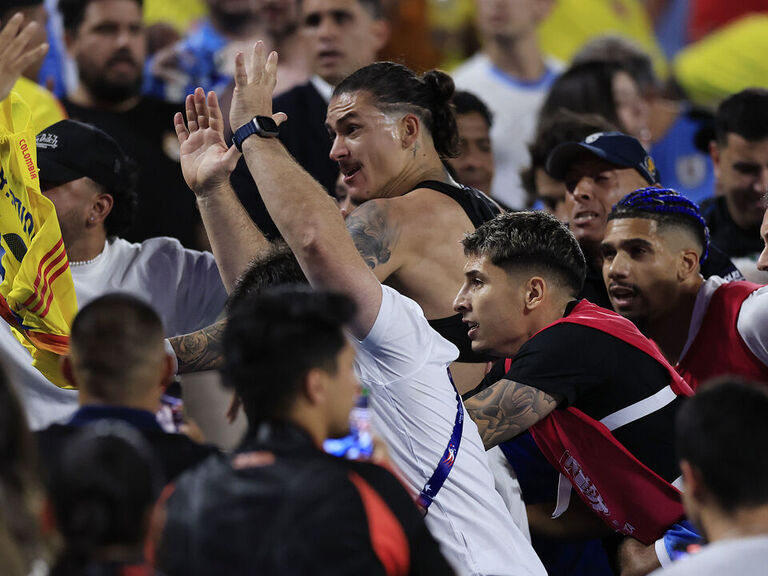 Watch: Nunez, Uruguay players fight with Colombia fans in stands Watch: Nunez, Uruguay players fight with Colombia fans in stands