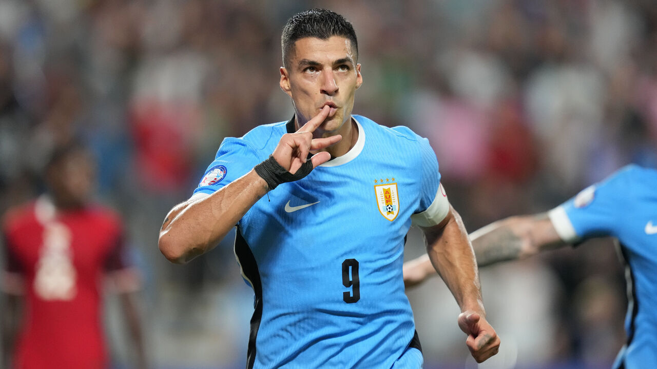 CHARLOTTE, NORTH CAROLINA - JULY 13: Luis Suarez of Uruguay celebrates after scoring the team's second goal during the CONMEBOL Copa America 2024 third place match between Uruguay and Canada at Bank of America Stadium on July 13, 2024 in Charlotte, North Carolina.