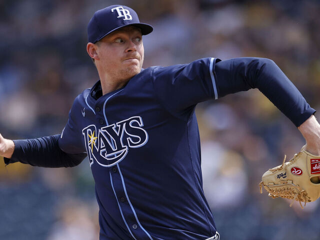 PITTSBURGH, PA - JUNE 23: Tampa Bay Rays pitcher Pete Fairbanks (29) delivers a pitch during an MLB game against the Pittsburgh Pirates on June 23, 2024 at PNC Park in Pittsburgh, Pennsylvania.