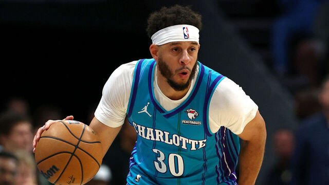 CHARLOTTE, NORTH CAROLINA - FEBRUARY 29: Seth Curry #30 of the Charlotte Hornets dribbles during the first half of the game against the Milwaukee Bucks at Spectrum Center on February 29, 2024 in Charlotte, North Carolina.
