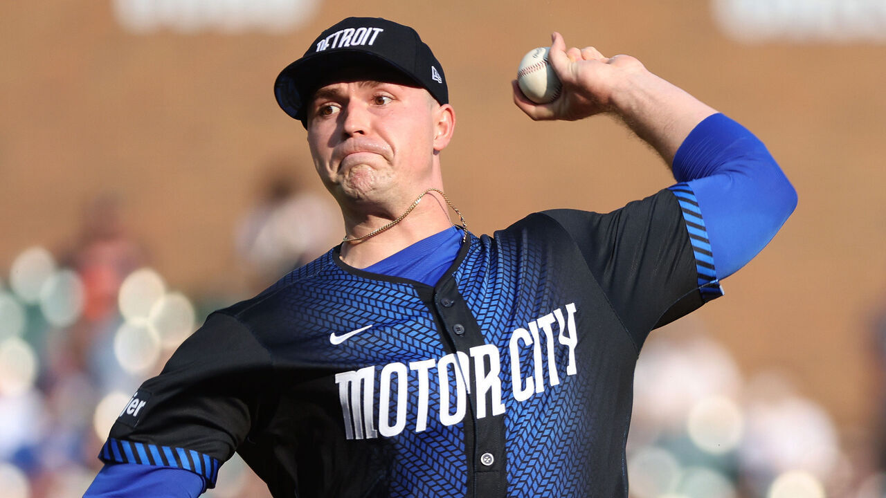DETROIT, MICHIGAN - JULY 12: Tarik Skubal #29 of the Detroit Tigers throws a first inning pitch against the Los Angeles Dodgers at Comerica Park on July 12, 2024 in Detroit, Michigan.