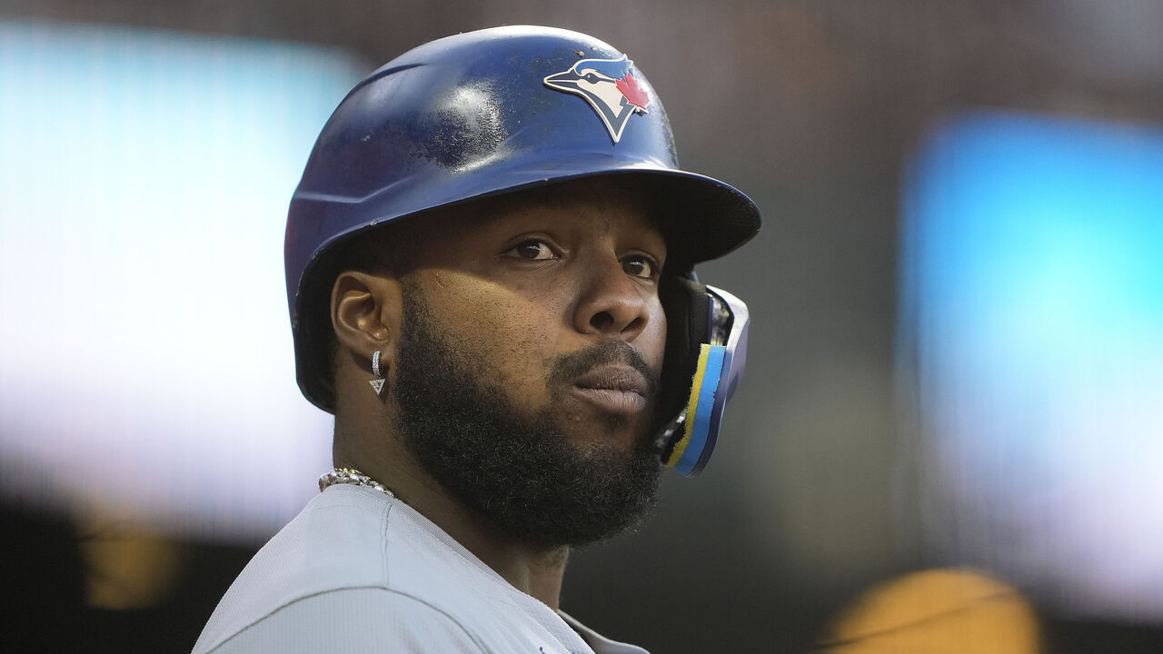 SAN FRANCISCO, CALIFORNIA - JULY 10: Vladimir Guerrero Jr. #27 of the Toronto Blue Jays looks on from the on-deck circle against the San Francisco Giants in the top of the fifth inning at Oracle Park on July 10, 2024 in San Francisco, California.