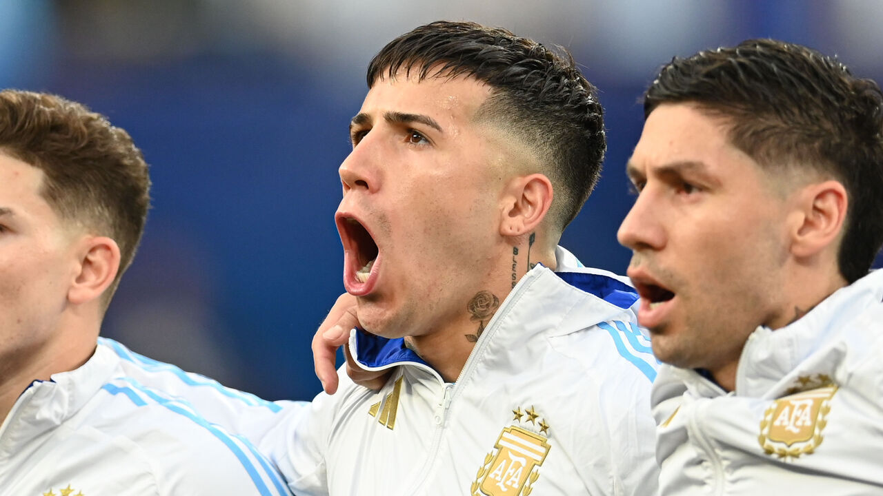 EAST RUTHERFORD, NEW JERSEY - JULY 9: Enzo Fernandez #24 of Argentina stands for the national anthem before the Copa America 2024 semifinal match between Argentina and Canada at MetLife Stadium on July 9, 2024 in East Rutherford, New Jersey.