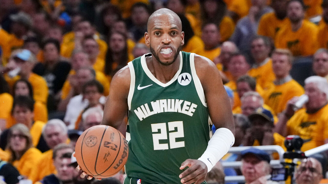 INDIANAPOLIS, INDIANA - MAY 02: Khris Middleton #22 of the Milwaukee Bucks dribbles the ball in the third quarter against the Indiana Pacers during game six of the Eastern Conference First Round Playoffs at Gainbridge Fieldhouse on May 02, 2024 in Indianapolis, Indiana.