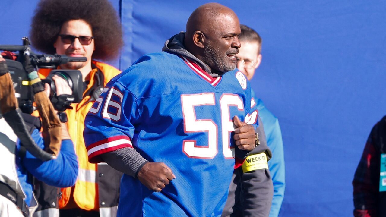 EAST RUTHERFORD, NJ - JANUARY 01: Former New York Giants linebacker and NFL Hall of Fame player Lawrence Taylor prior to the National Football League game between the New York Giants and the Indianapolis Colts on January 1, 2023 at MetLife Stadium in East Rutherford, New Jersey.