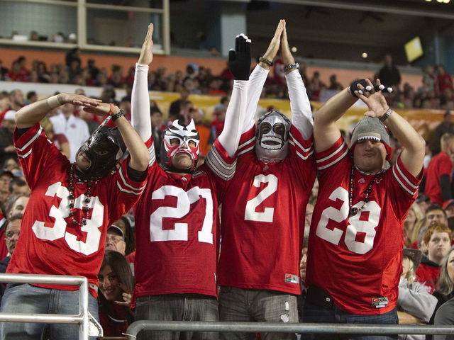 VIDEO: Ohio State fan keeps up 'O-H-I-O' chant despite losing