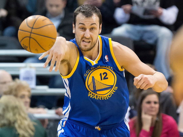 Warriors' Bogut, Barbosa injured in win over Thunder