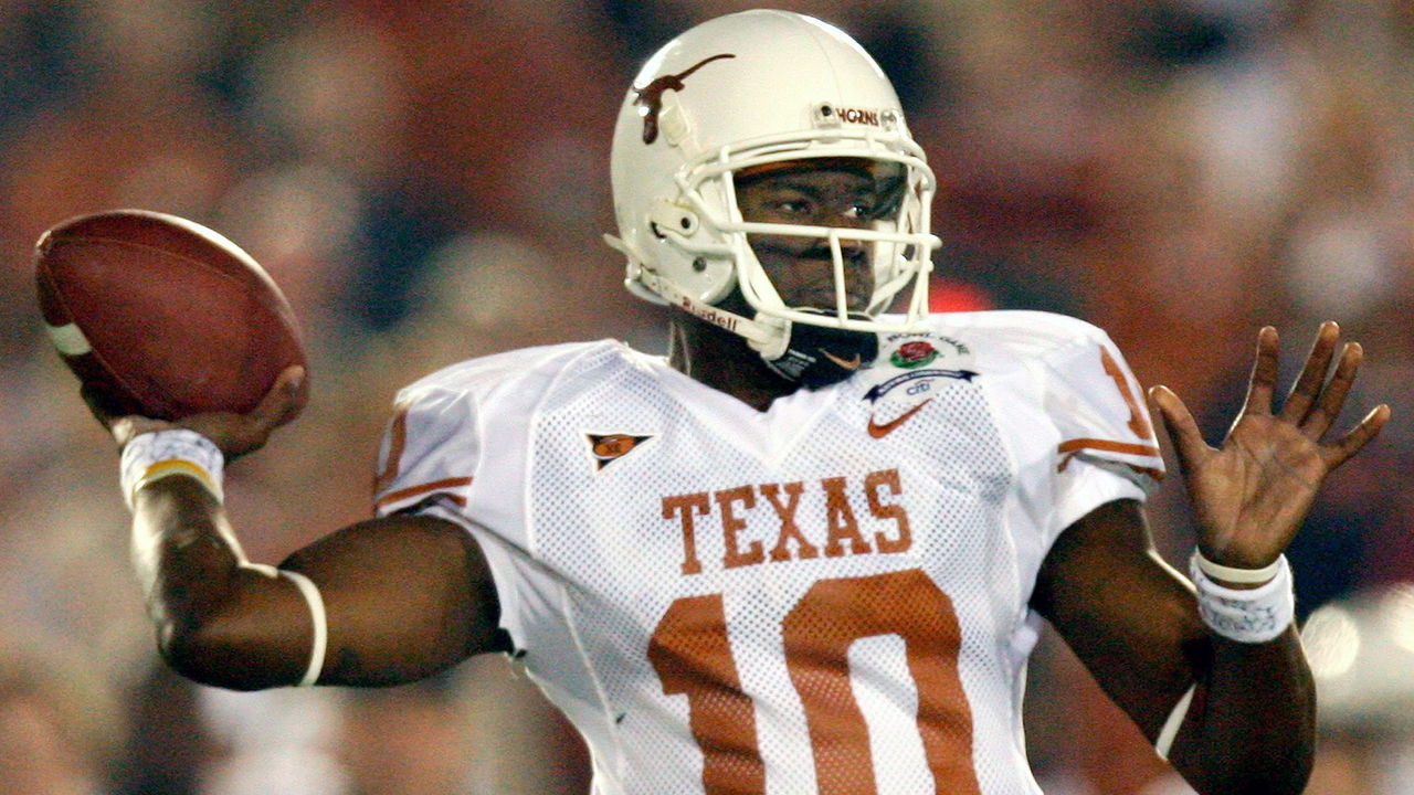 What Would A Vince Young-Led Houston Texans Team Look Like