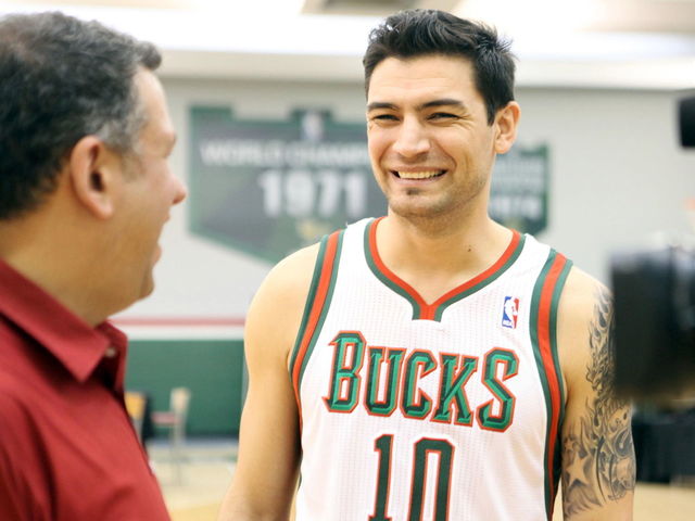 Report: Clippers trade Dudley, draft pick to Bucks for Delfino, Raduljica