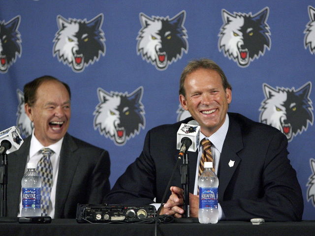 'Wolves owner questions Kevin Love's health, willingness to play defense