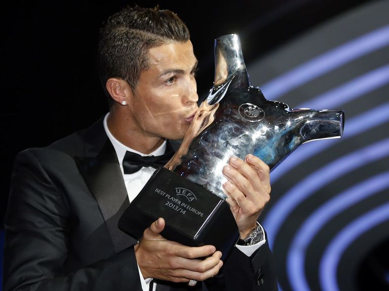 Cristiano Ronaldo wins UEFA Best Player in Europe Award | theScore.com