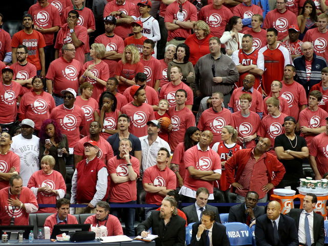 Hawks owner will sell team after self-reporting offensive email