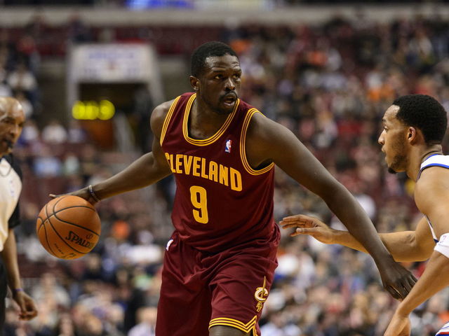 Luol Deng issues statement on Hawks controversy: 'Proud to say I actually have a lot of African in me'
