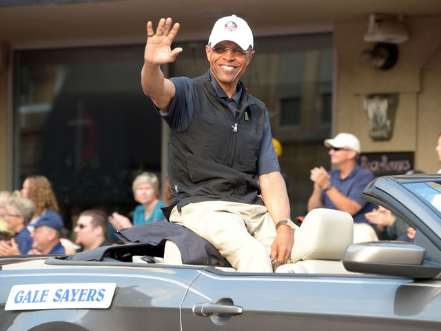 Bears legend Gale Sayers battling dementia