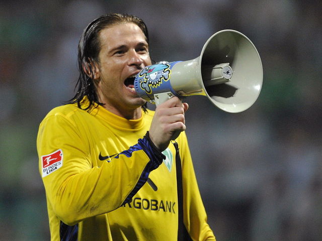 PHOTO: Former German 'keeper takes up bodybuilding, considers joining WWE