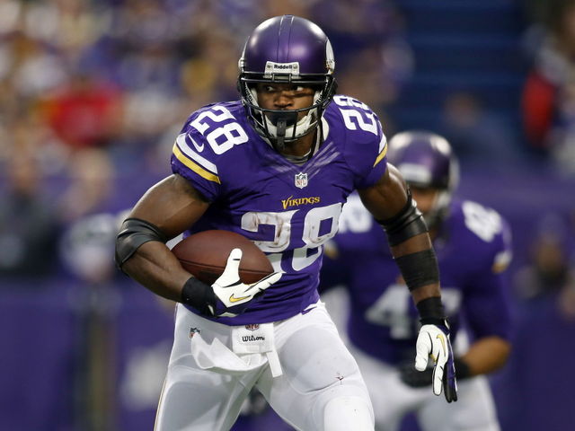 Vikings' Mike Zimmer doesn't expect Adrian Peterson to play in preseason