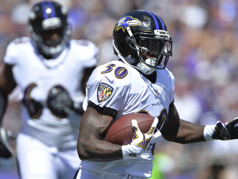 Report: Ravens' Bernard Pierce doubtful for Sunday | theScore.com