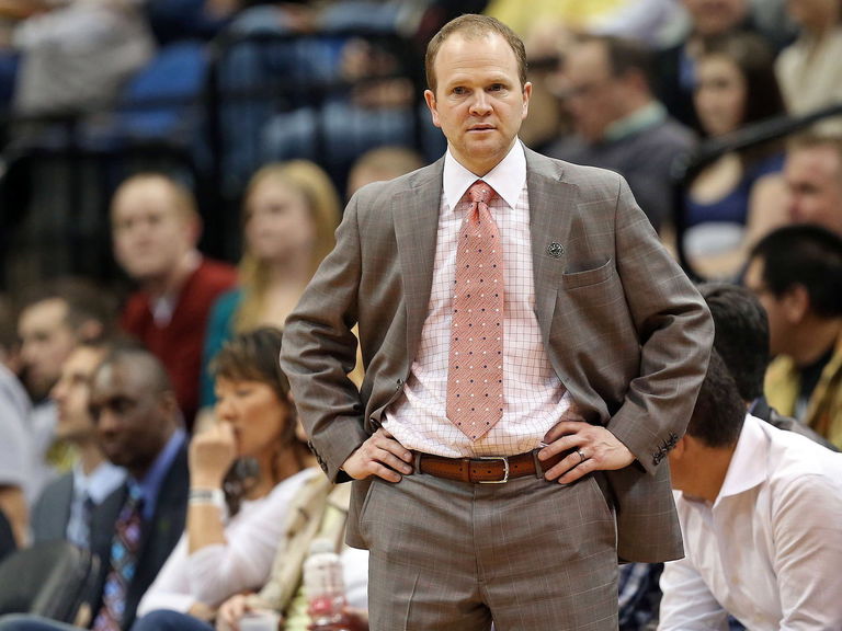 Report Lawrence Frank reaches buyout with Nets, will join Clippers