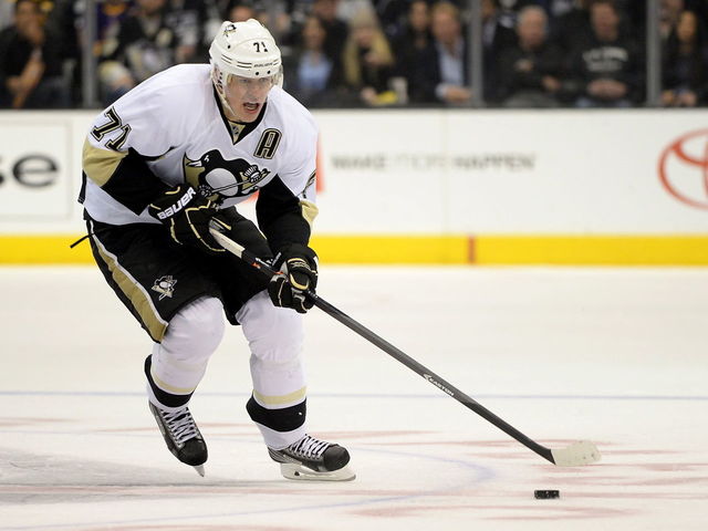 Penguins GM: Malkin expected to miss 1-2 weeks with lower-body injury