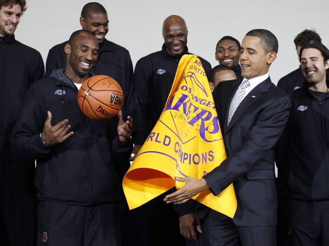 Lakers GM Kupchak backs up coach's goal: 'To win a championship,' says Kobe looks good