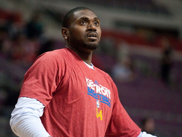 VIDEO: CBA player punks Jason Maxiell, runs for his life