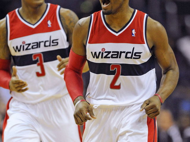 Beal, Wall combine for 54 points as Wizards leave the North with 2-0 advantage