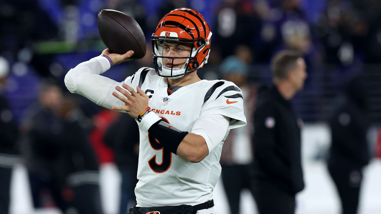 BALTIMORE, MARYLAND - NOVEMBER 16: Quarterback Joe Burrow #9 of the Cincinnati Bengals warms up before the start of the Bengals and Baltimore Ravens game at M&T Bank Stadium on November 16, 2023 in Baltimore, Maryland.