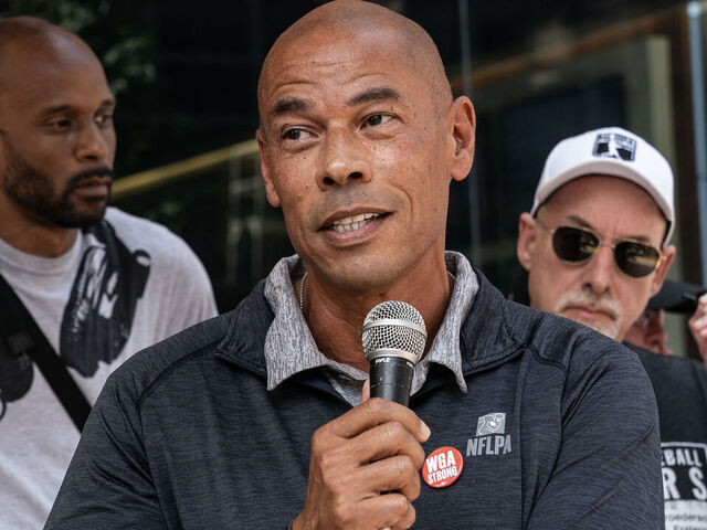 NEW YORK, UNITED STATES - 2023/07/26: Executive Director NFL (National Football League) players Association Lloyd Howell speaks as striking members of Writers Guild of America picketing in front of CBS Broadcast Center on theme Sport Writers Picket. Executives from NHL Players Association, NFL Players Association, MLB Players Association joined and spoke during picket.