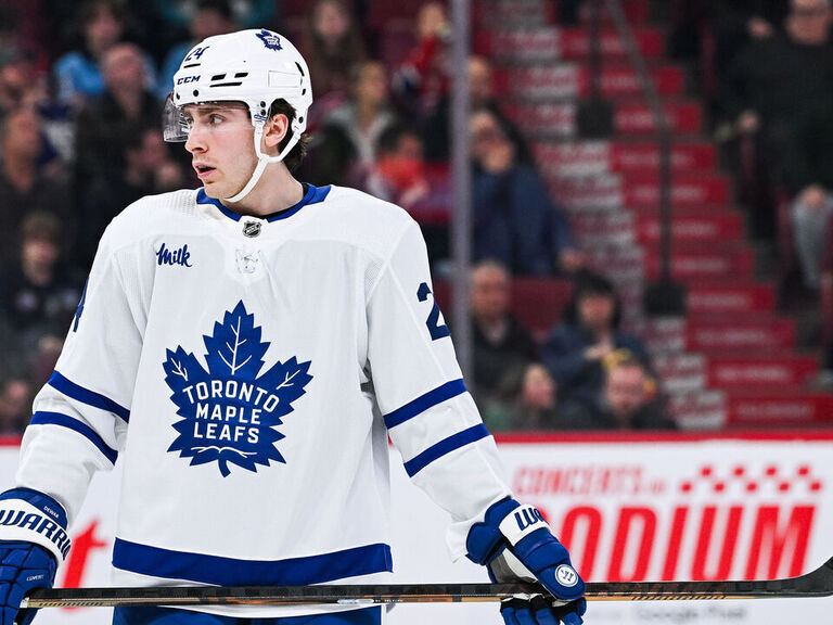 Maple Leafs re-sign Dewar to 1-year, $1.18M pact | theScore.com