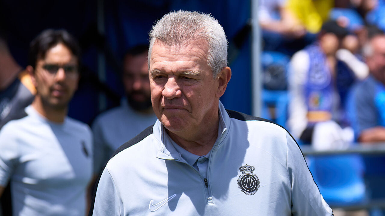 GETAFE, SPAIN - MAY 26: Head coach Javier Aguirre of RCD Mallorca looks on prior to the LaLiga EA Sports match between Getafe CF and RCD Mallorca at Coliseum Alfonso Perez on May 26, 2024 in Getafe, Spain.
