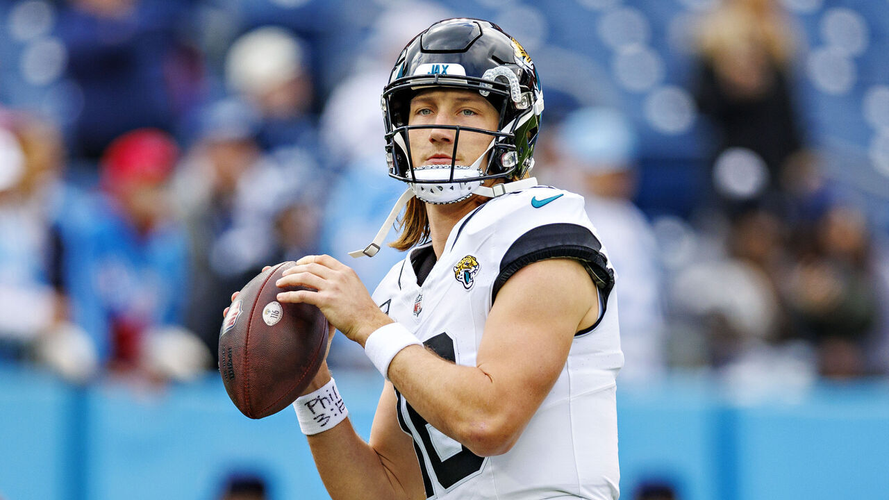 NASHVILLE TENNESSEE - JANUARY 07: Trevor Lawrence #16 of the Jacksonville Jaguars warms up before the game against the Tennessee Titans in Nashville, Tennessee at Nissan Stadium on January 7, 2024 in Houston, Texas. The Titans defeated the Jaguars 28-20.