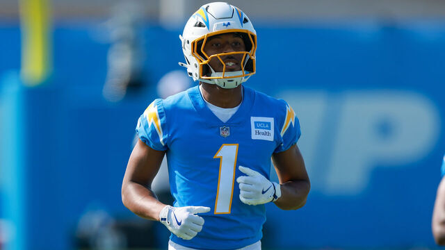 EL SEGUNDO, CA - JULY 24: Los Angeles Chargers wide receiver Quentin Johnston (1) runs on the field during the Los Angeles Chargers Training Camp on July 24, 2024, at The Bolt in El Segundo, CA.