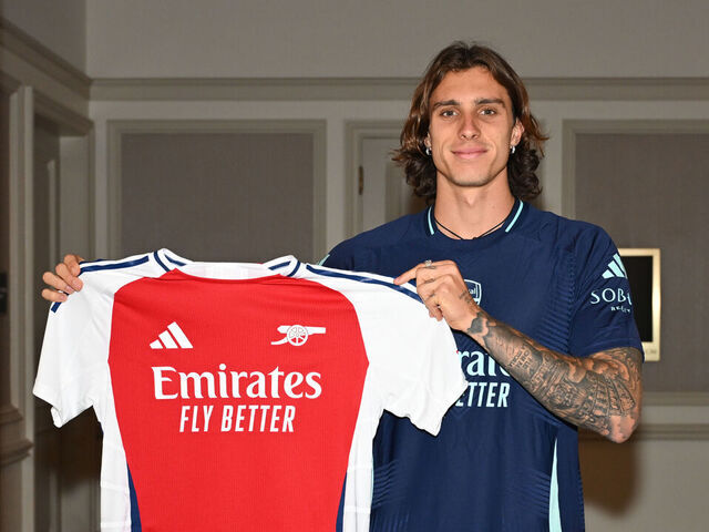PHILADELPHIA, PENNSYLVANIA - JULY 29: Arsenal unveil new signing Riccardo Calafiori at the team hotel in Philadelphiaon July 29, 2024 in Philadelphia, Pennsylvania.
